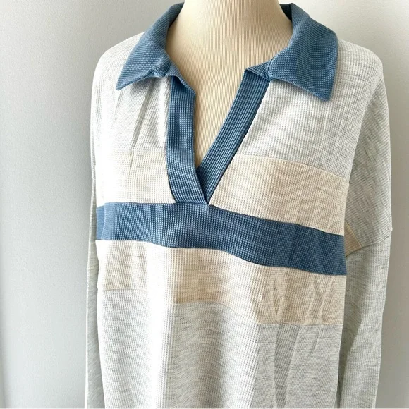 🌸NWT Women’s Waffle V-Neck Collared Top. Blue/Grey/Cream. Size: Large - Picture 2 of 10